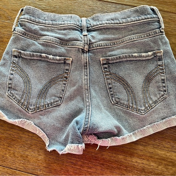 Hollister Women's Faded High Rise Short - Short Size 5 - Picture 3 of 4